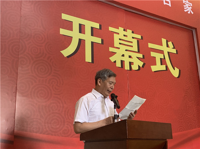 中国文化管理协会副主席徐国宝发表讲话.jpg